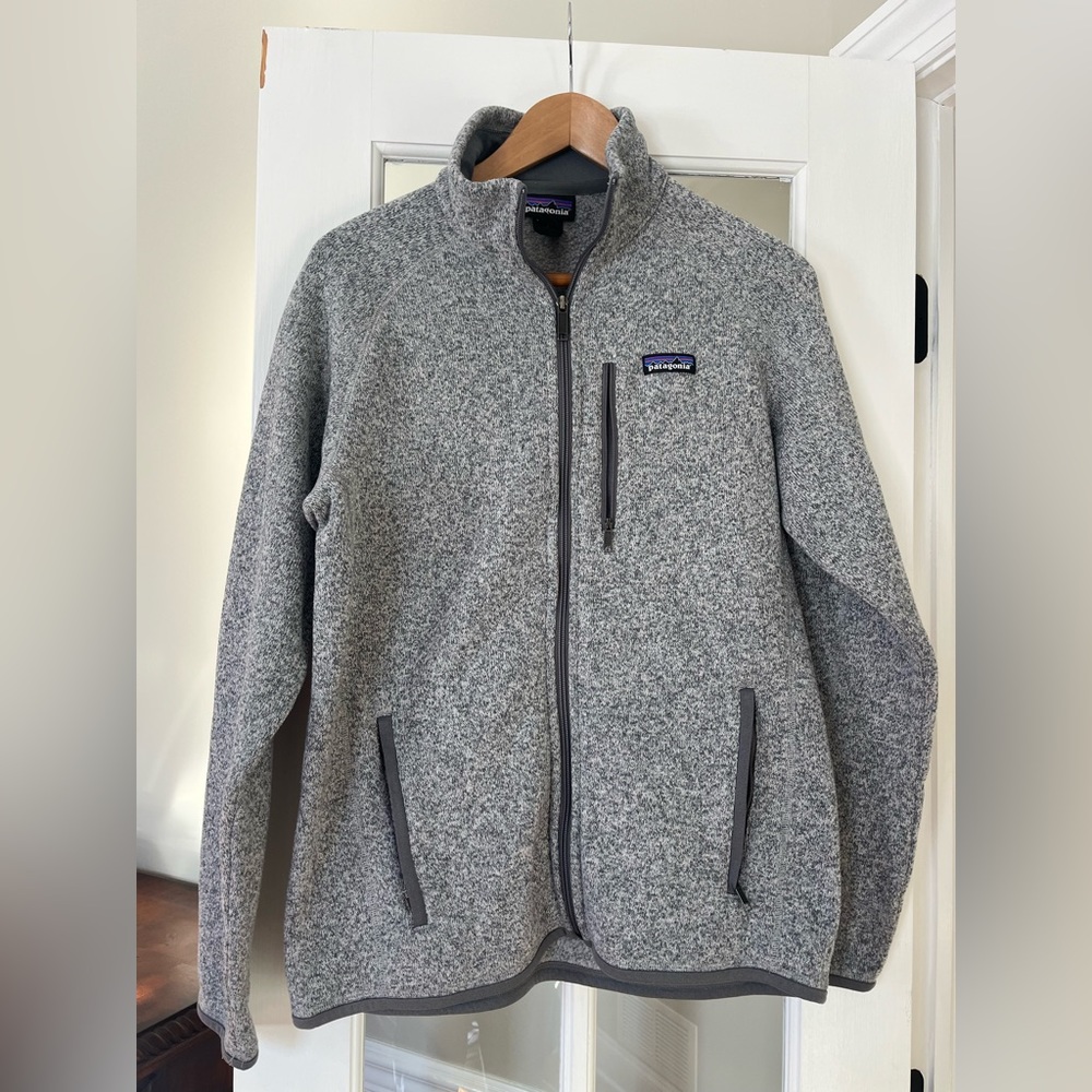 EUC Women’s Gray Worn Wear Patagonia Fleece Medium